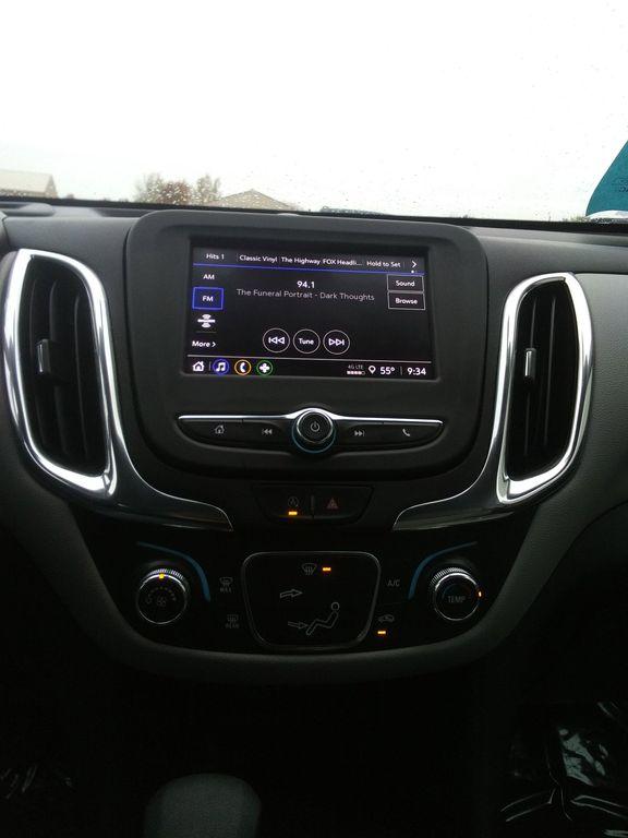 used 2023 Chevrolet Equinox car, priced at $17,925