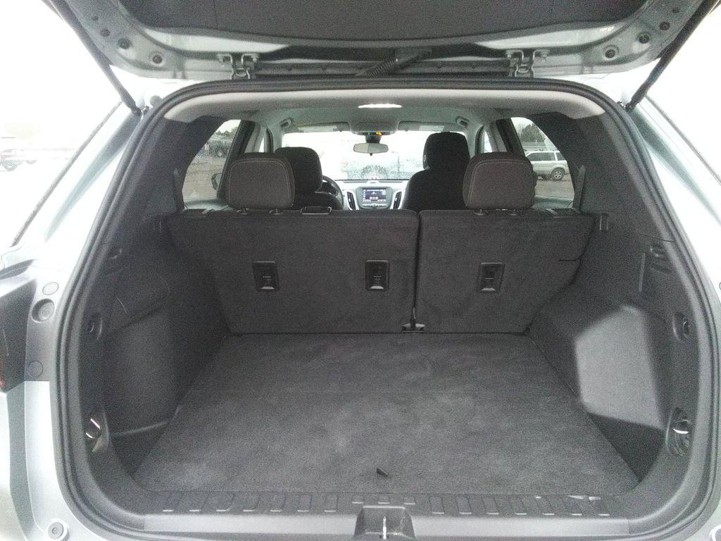 used 2023 Chevrolet Equinox car, priced at $17,925