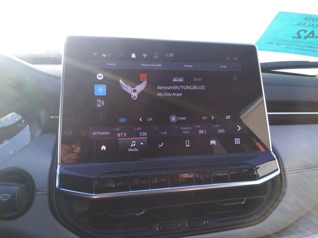 new 2026 Jeep Compass car, priced at $33,477