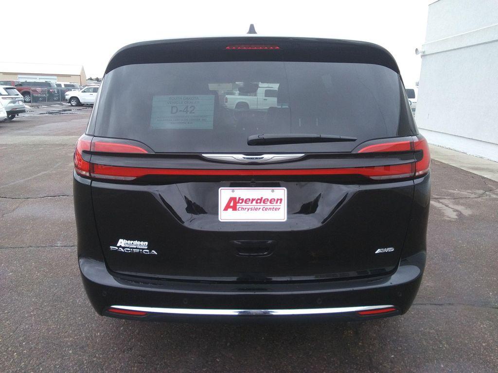 new 2026 Chrysler Pacifica car, priced at $45,977