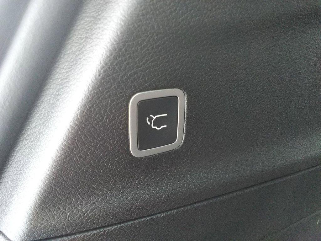 new 2026 Chrysler Pacifica car, priced at $49,977