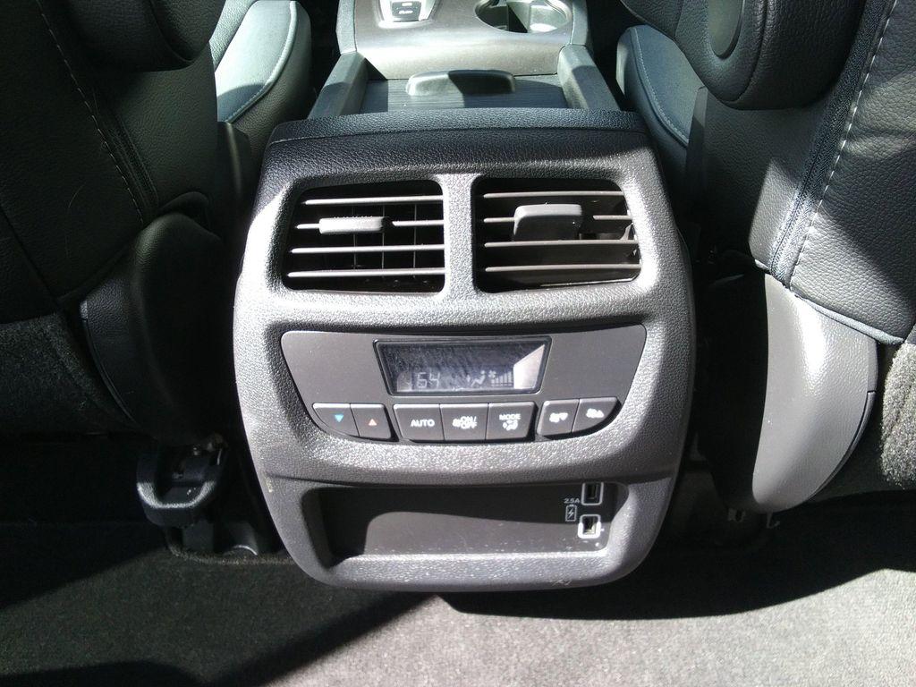 used 2021 Honda Pilot car, priced at $25,400