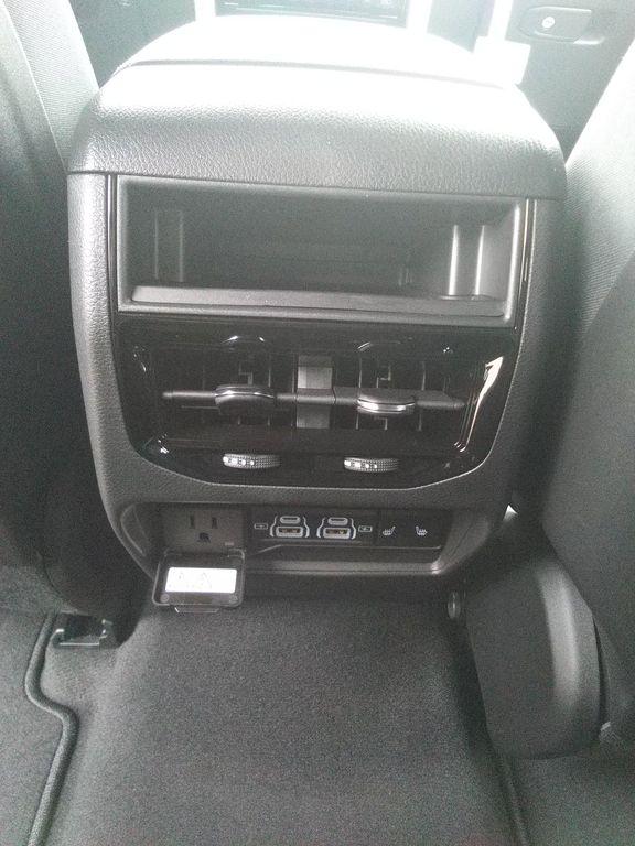 new 2025 Jeep Grand Cherokee car, priced at $45,477