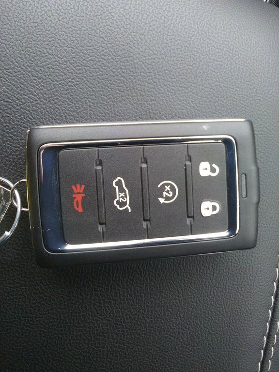 new 2025 Jeep Grand Cherokee car, priced at $45,477