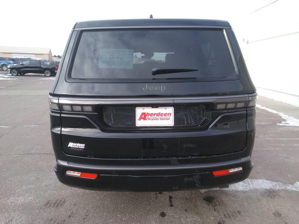 new 2026 Jeep Grand Wagoneer L car, priced at $77,977