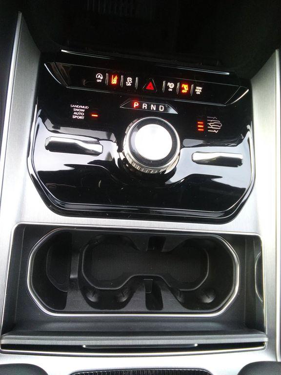 new 2026 Jeep Grand Wagoneer L car, priced at $77,977