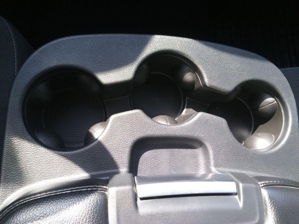 used 2022 Ram 1500 Classic car, priced at $28,900