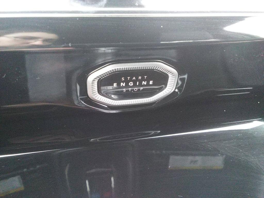 new 2026 Jeep Grand Cherokee car, priced at $48,477