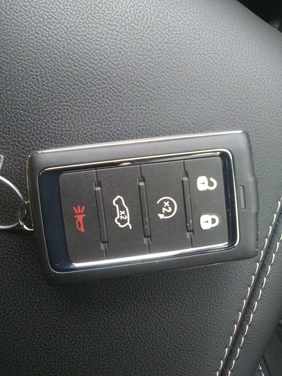 new 2026 Jeep Grand Cherokee car, priced at $48,477