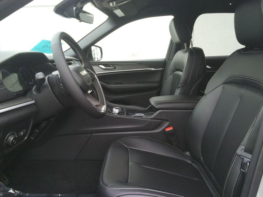 new 2026 Jeep Grand Cherokee car, priced at $48,477