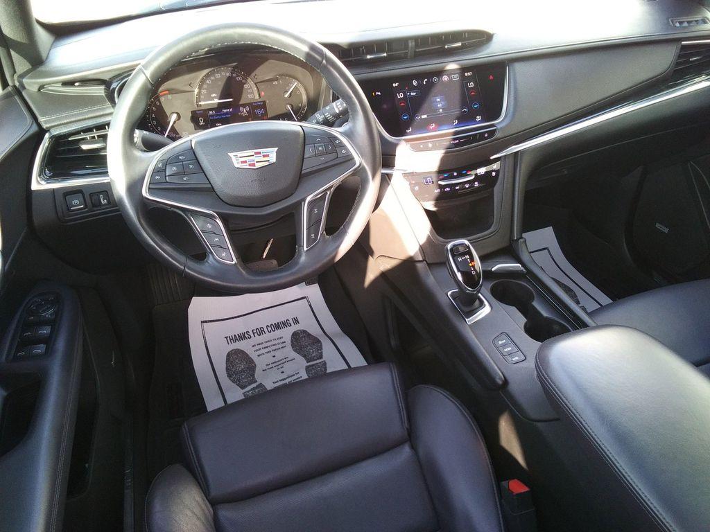 used 2017 Cadillac XT5 car, priced at $18,450