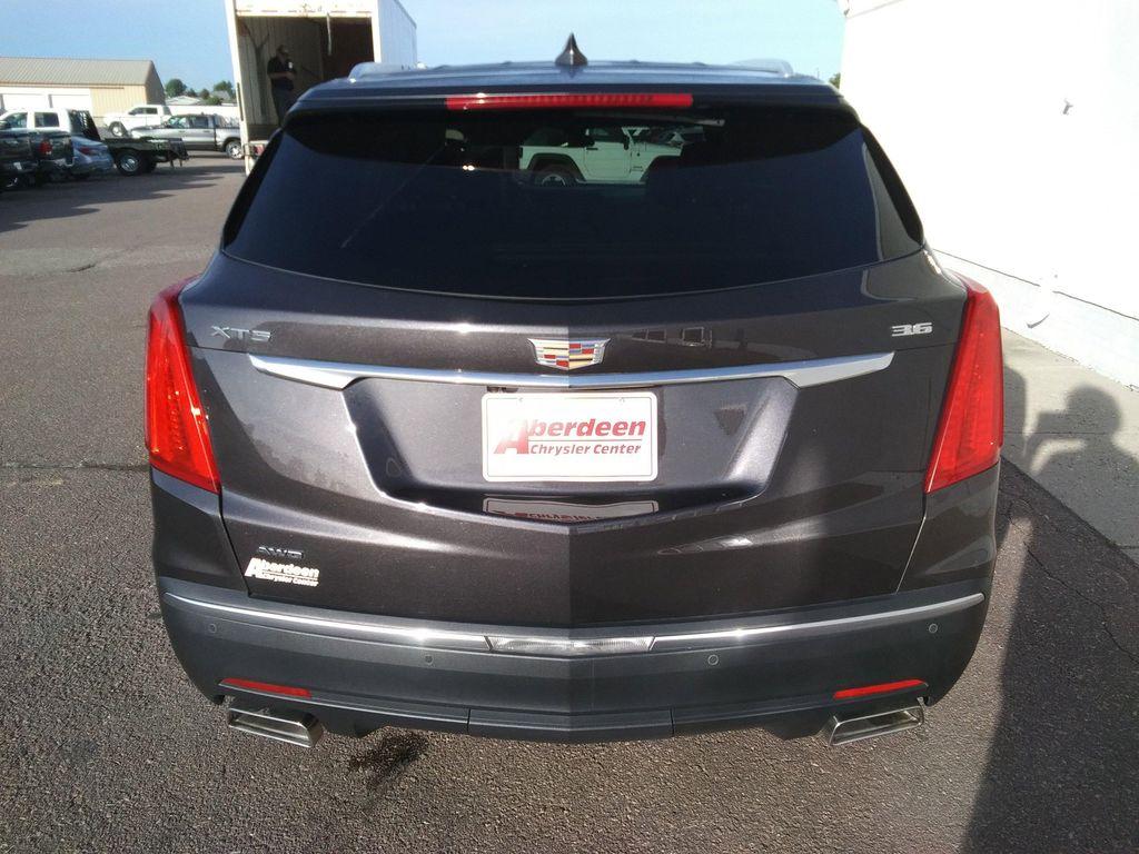used 2017 Cadillac XT5 car, priced at $18,450