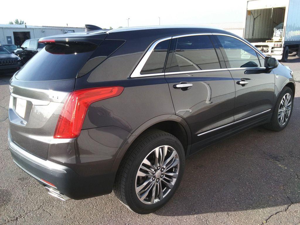used 2017 Cadillac XT5 car, priced at $18,450