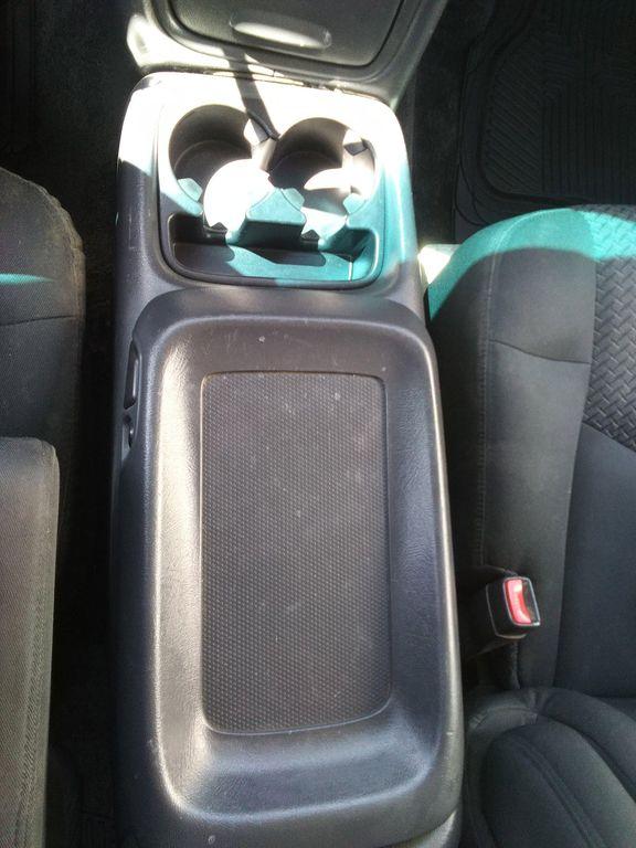 used 2002 Chevrolet Avalanche car, priced at $4,999