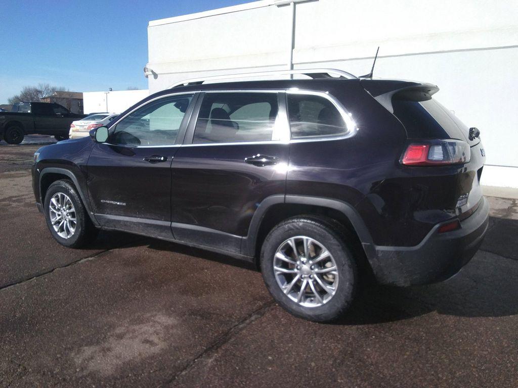used 2021 Jeep Cherokee car, priced at $18,975