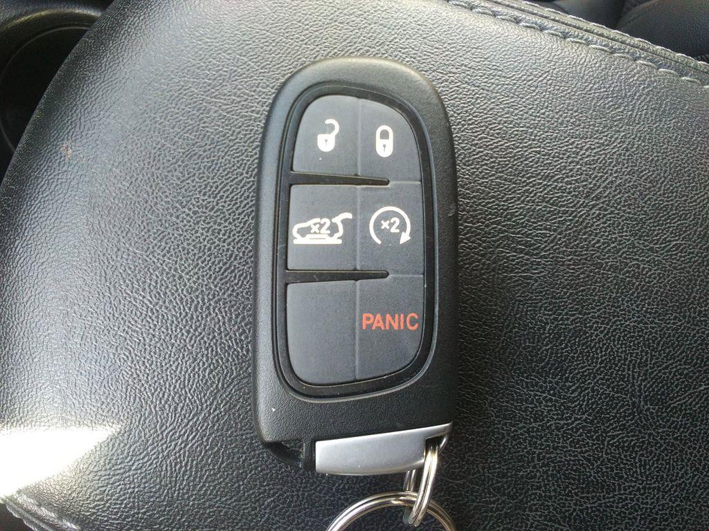 used 2021 Jeep Cherokee car, priced at $18,975