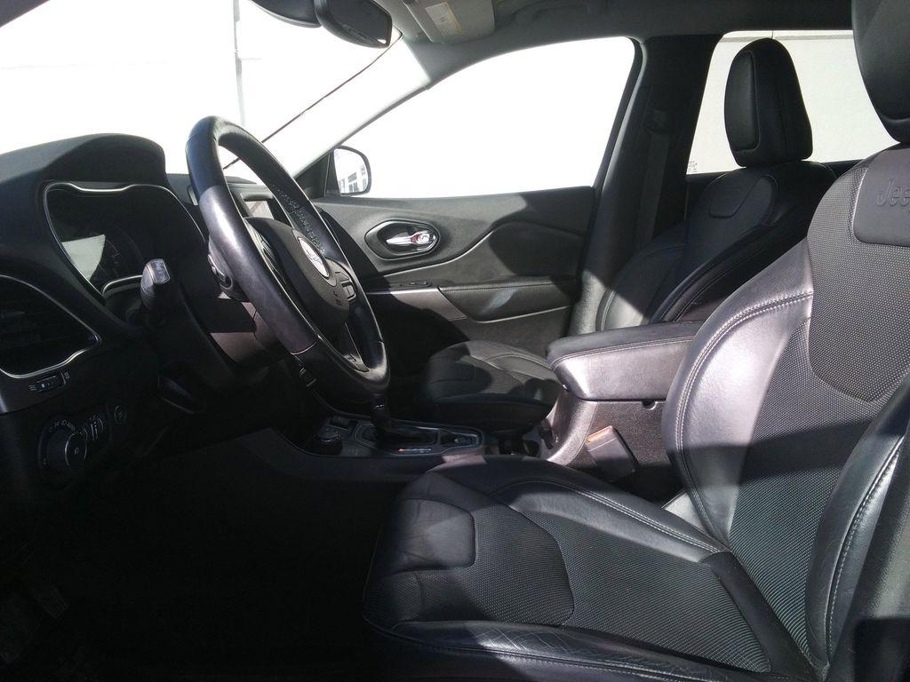 used 2021 Jeep Cherokee car, priced at $18,975