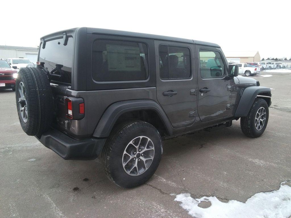 new 2026 Jeep Wrangler car, priced at $47,977