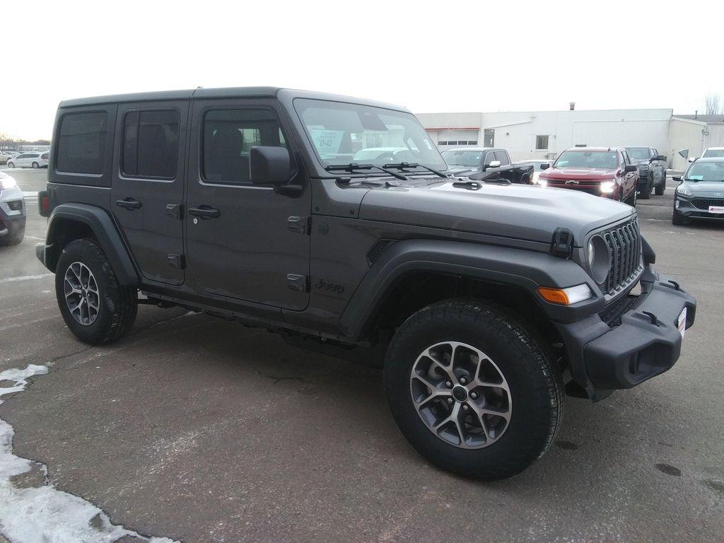 new 2026 Jeep Wrangler car, priced at $47,977