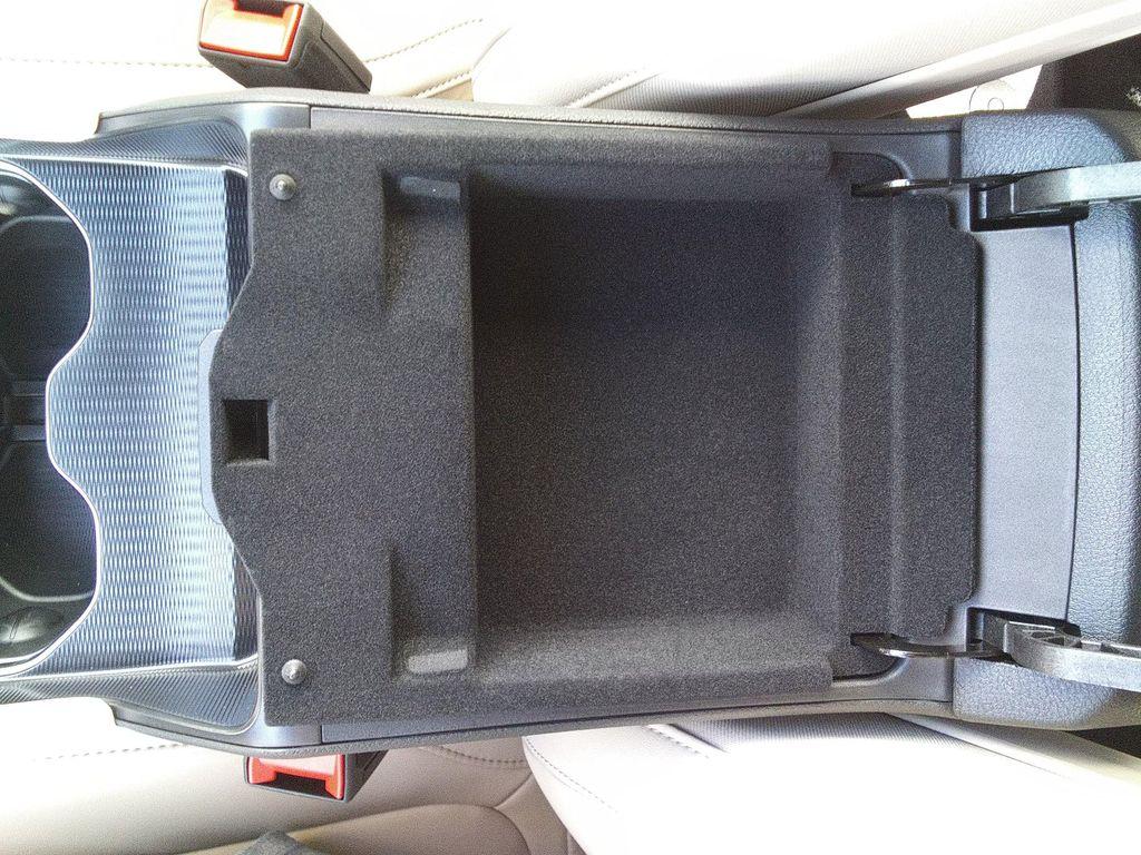 new 2025 Jeep Grand Cherokee L car, priced at $46,977