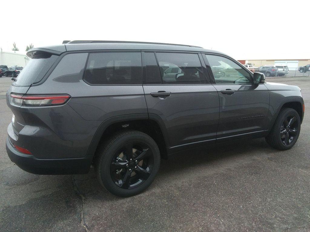 new 2025 Jeep Grand Cherokee L car, priced at $45,977