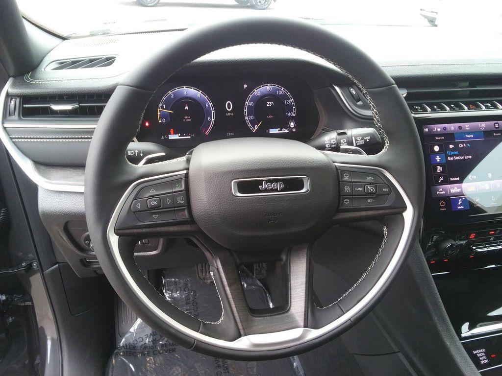 new 2025 Jeep Grand Cherokee L car, priced at $46,977