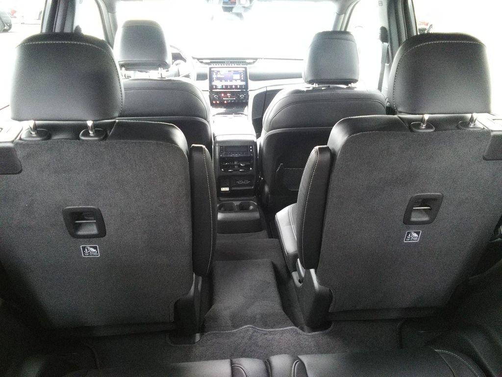 new 2025 Jeep Grand Cherokee L car, priced at $46,977