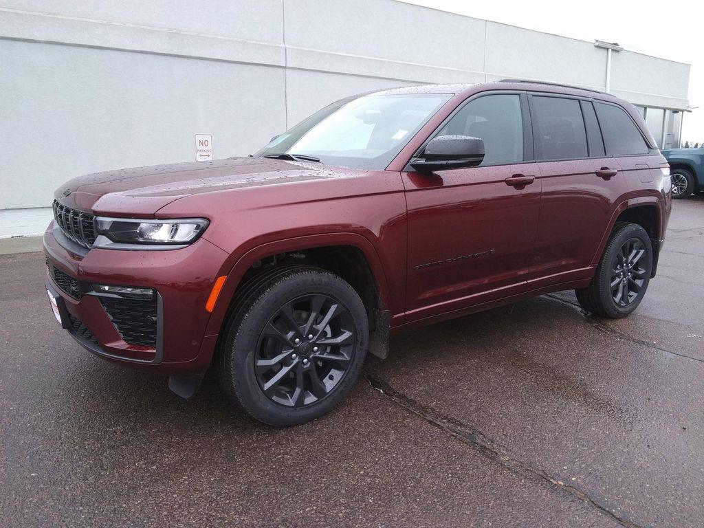new 2026 Jeep Grand Cherokee car, priced at $52,977