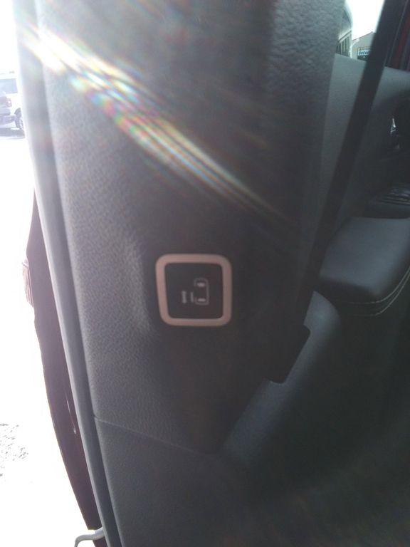 new 2026 Chrysler Pacifica car, priced at $46,977