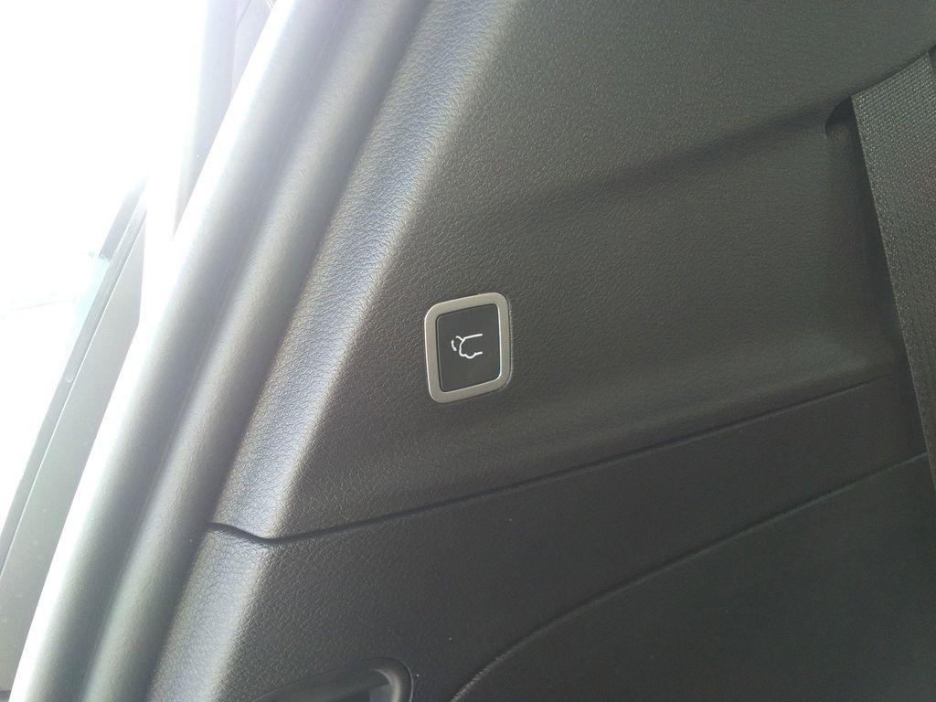 new 2026 Chrysler Pacifica car, priced at $46,977