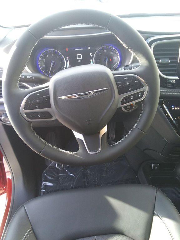 new 2026 Chrysler Pacifica car, priced at $46,977