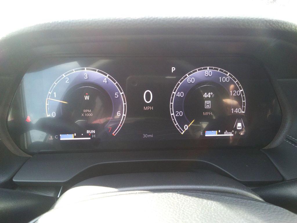 new 2026 Jeep Grand Cherokee car, priced at $47,977