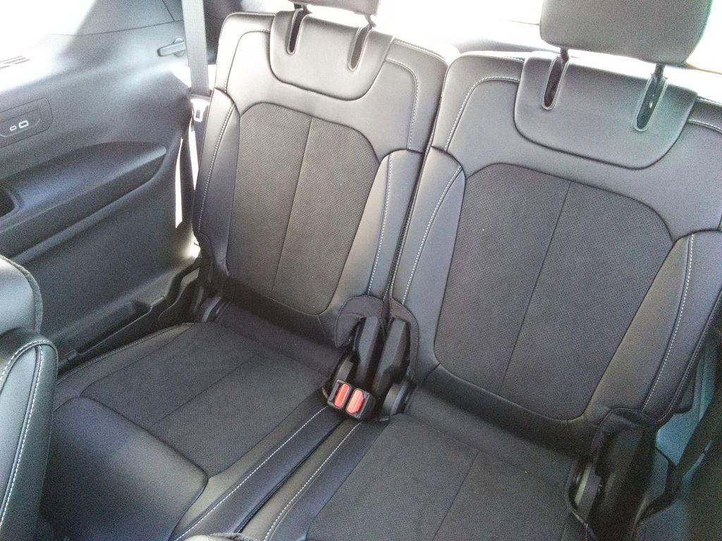 new 2025 Jeep Grand Cherokee L car, priced at $44,477