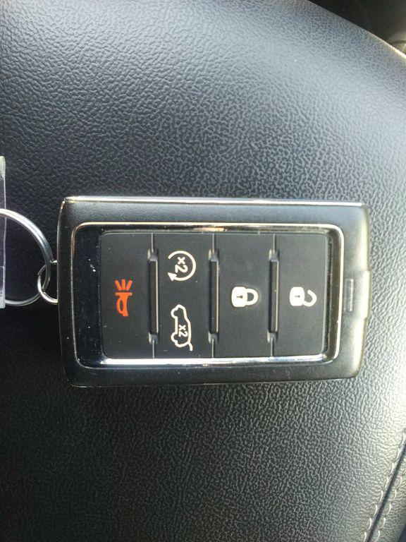 used 2023 Jeep Grand Cherokee L car, priced at $28,975