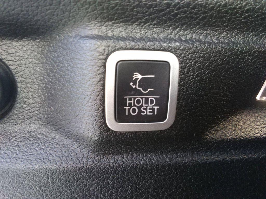 used 2023 Jeep Grand Cherokee L car, priced at $28,975