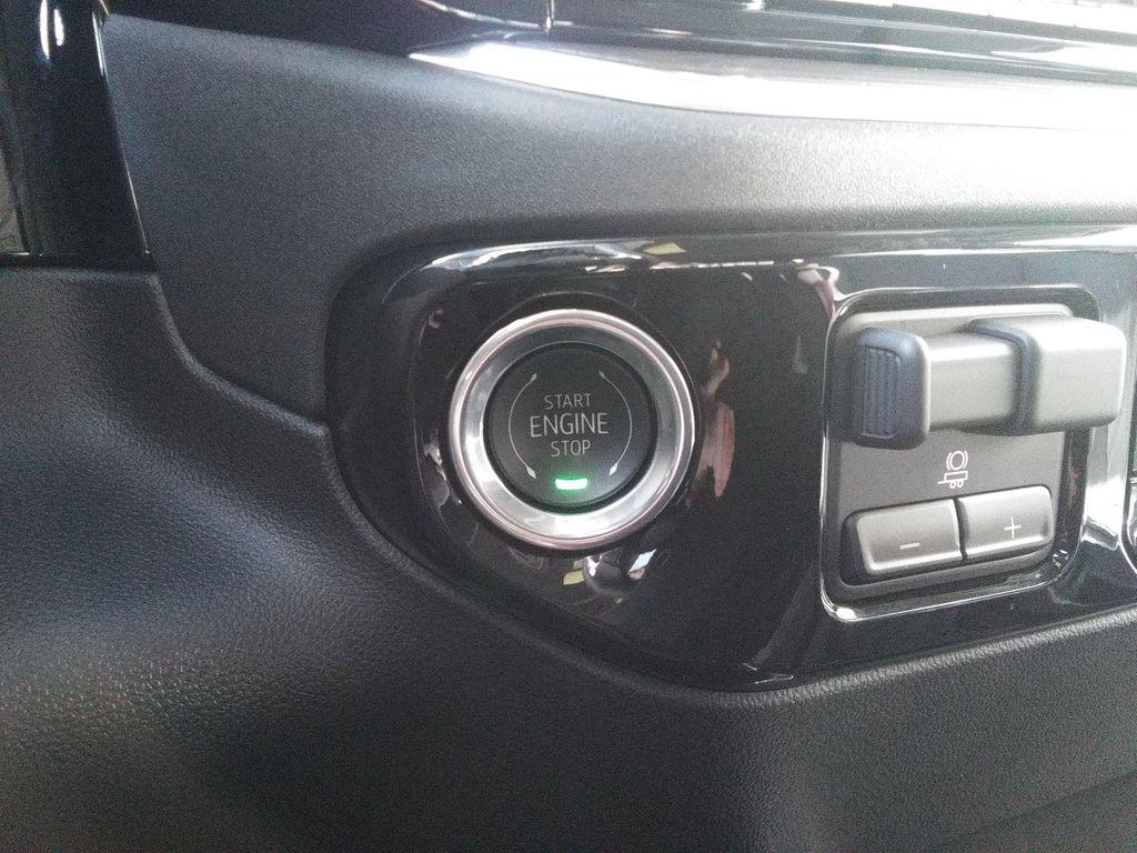 used 2025 GMC Sierra 1500 car, priced at $53,975