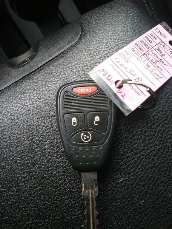 used 2014 Jeep Wrangler Unlimited car, priced at $24,975