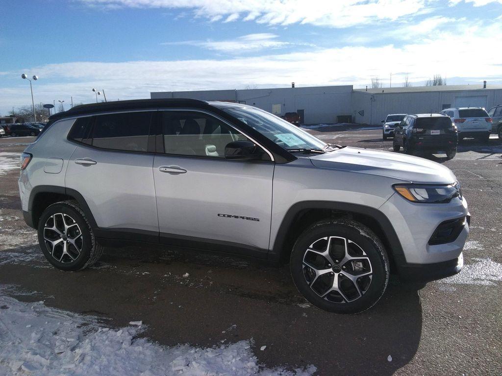 new 2026 Jeep Compass car, priced at $33,977