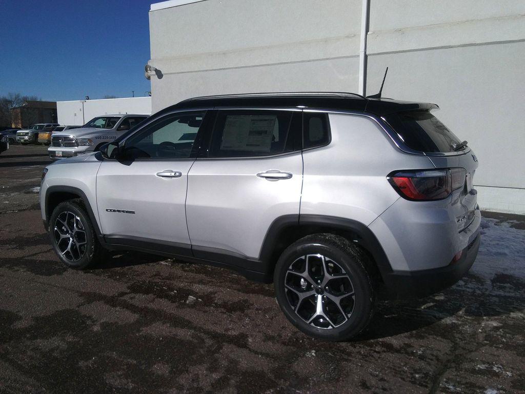 new 2026 Jeep Compass car, priced at $33,977