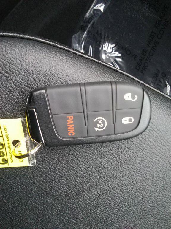 new 2026 Jeep Compass car, priced at $31,977