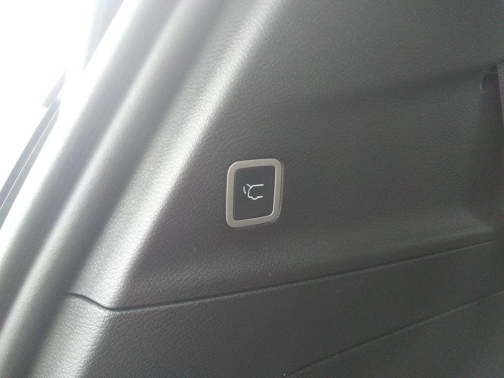 new 2026 Chrysler Pacifica car, priced at $44,477