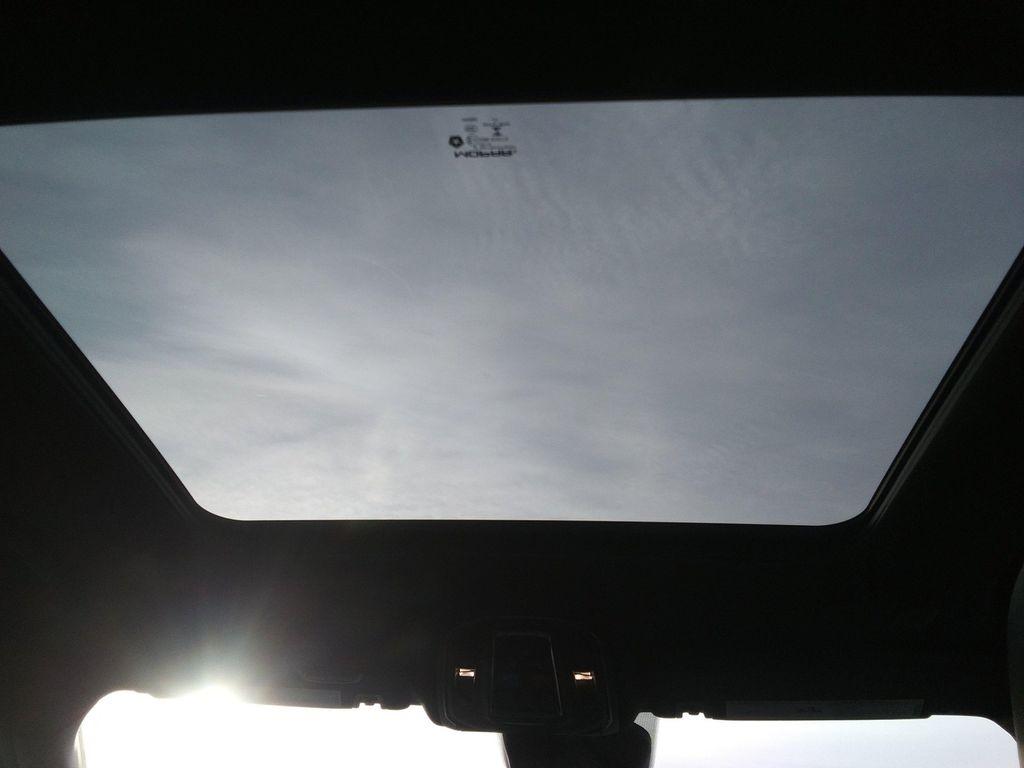 new 2026 Jeep Grand Cherokee car, priced at $48,977