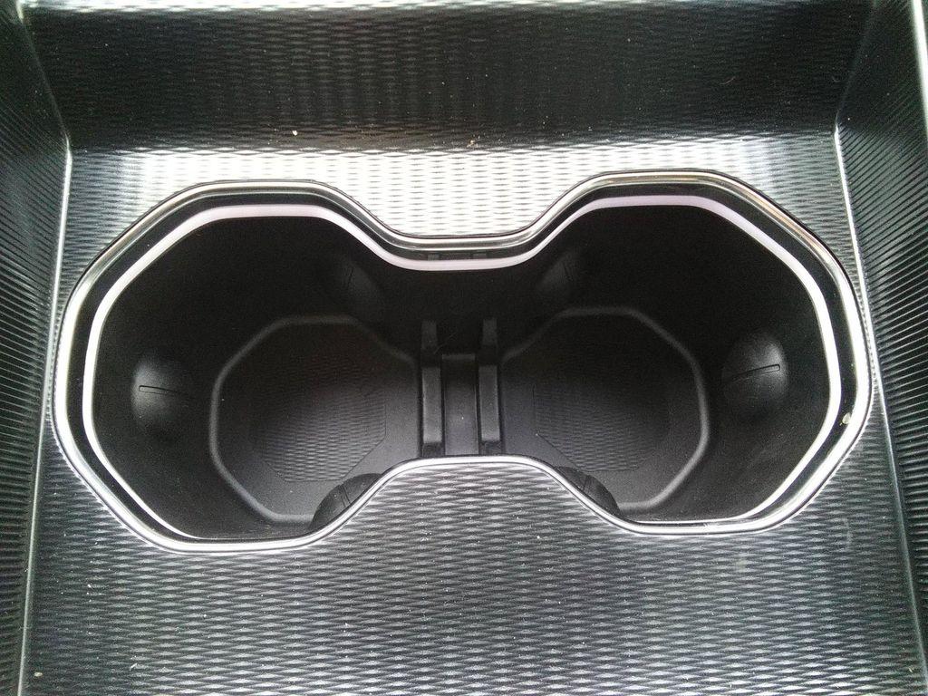 new 2026 Jeep Grand Cherokee car, priced at $48,977