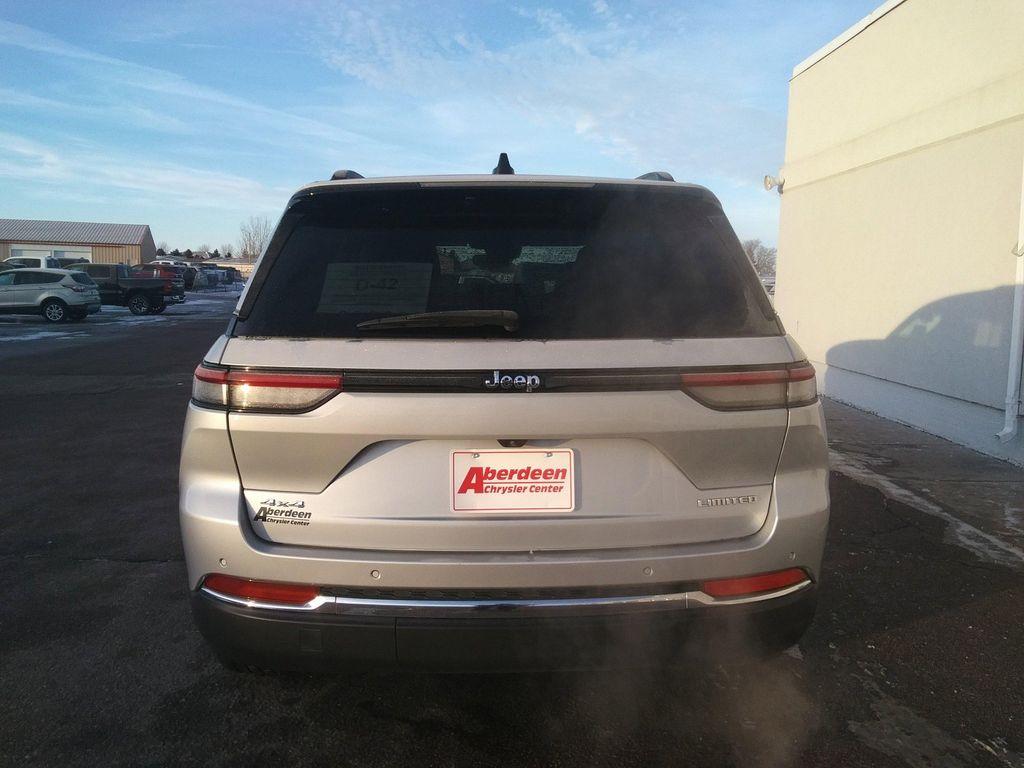 used 2024 Jeep Grand Cherokee car, priced at $32,975