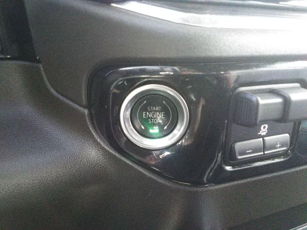 used 2024 GMC Sierra 1500 car, priced at $42,975