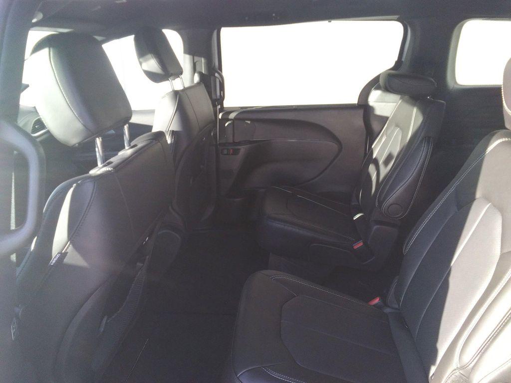 new 2026 Chrysler Pacifica car, priced at $44,977