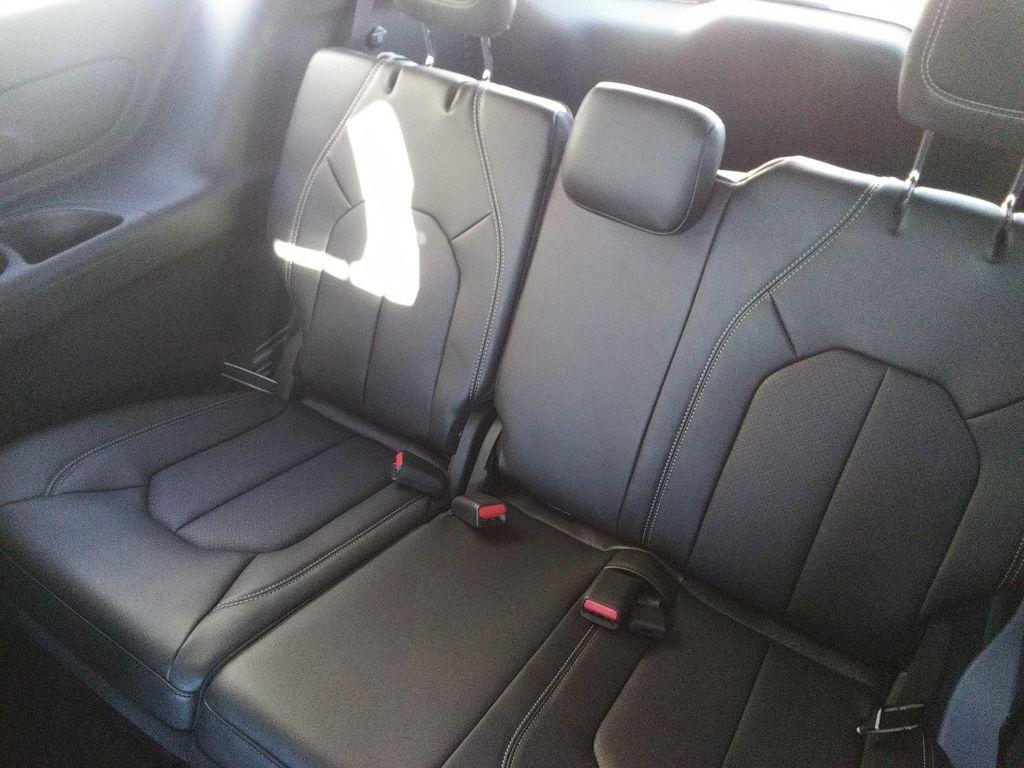 new 2026 Chrysler Pacifica car, priced at $44,977