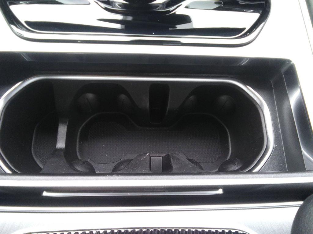 new 2026 Jeep Grand Wagoneer L car, priced at $77,977