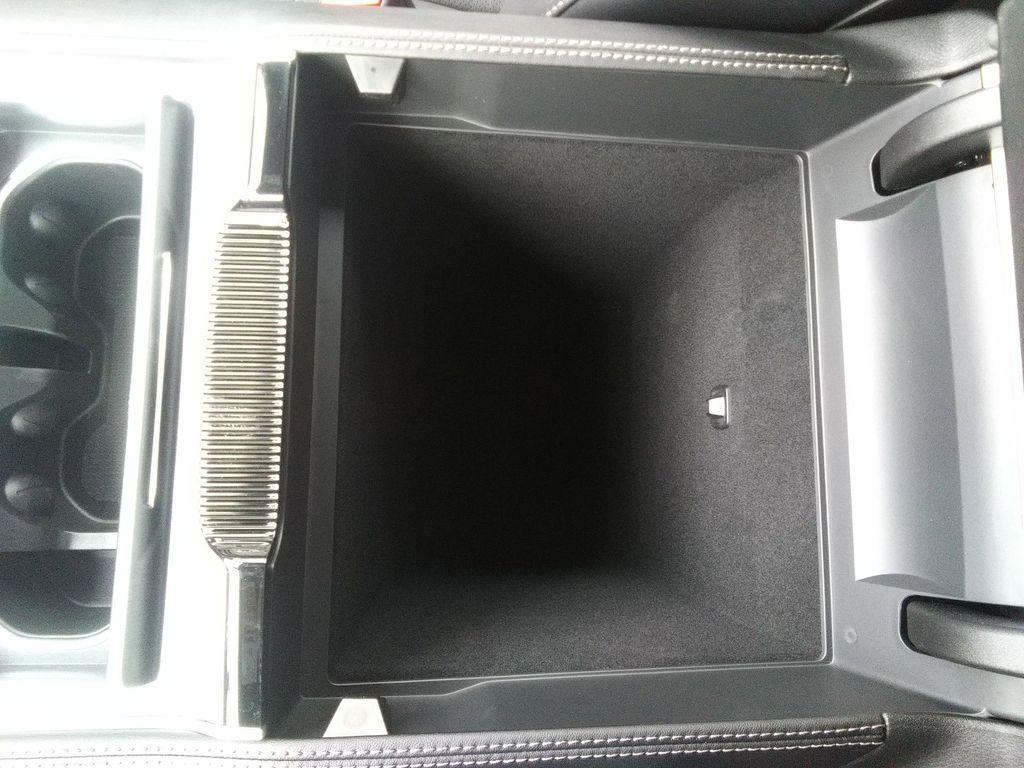 new 2026 Jeep Grand Wagoneer L car, priced at $77,977