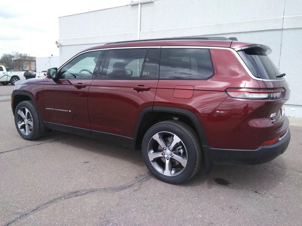new 2026 Jeep Grand Cherokee L car, priced at $47,477